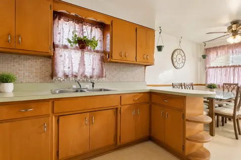 12347 South Elizabeth Street Calumet Park IL 60827