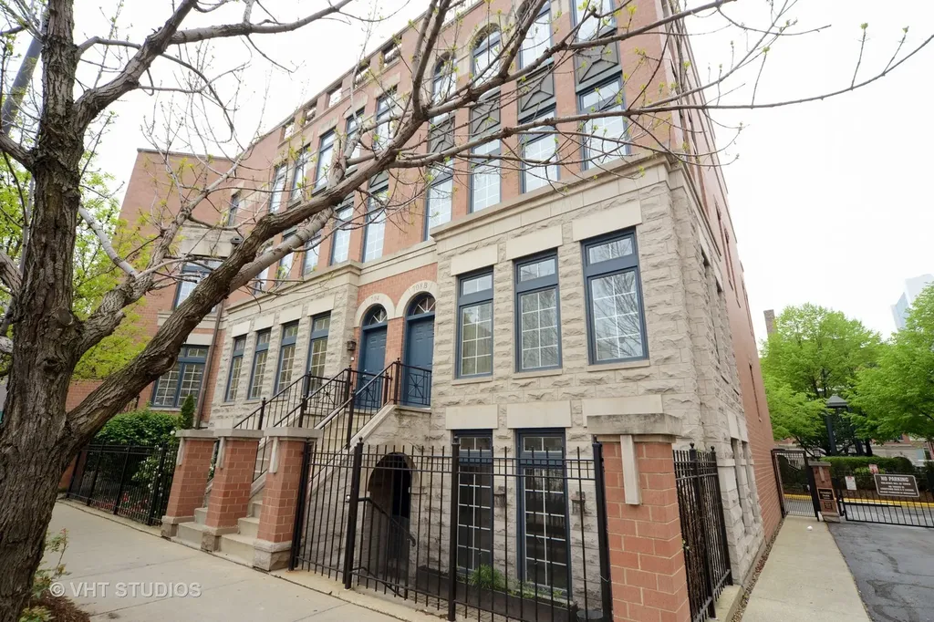 708 North Orleans Street Chicago IL 60654