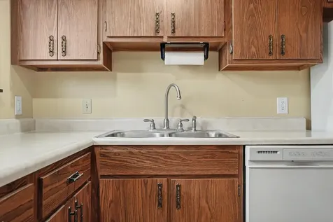 1214 Lancaster Drive Champaign IL 61821