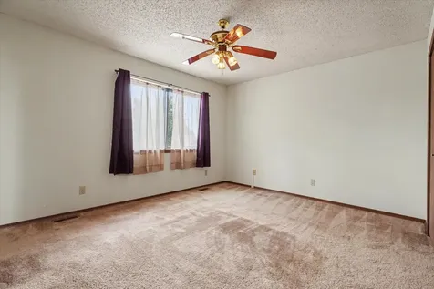 1214 Lancaster Drive Champaign IL 61821
