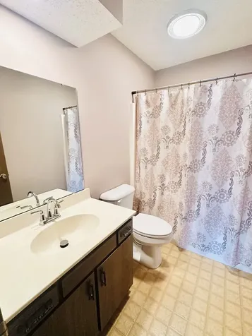 1214 Lancaster Drive Champaign IL 61821