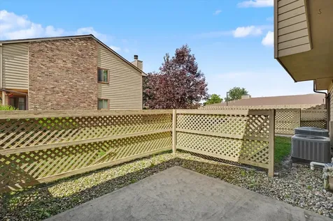 1214 Lancaster Drive Champaign IL 61821