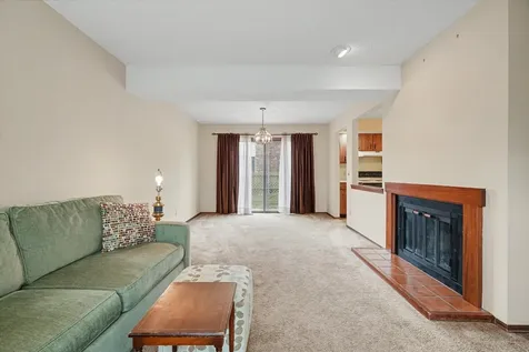 1214 Lancaster Drive Champaign IL 61821