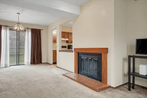 1214 Lancaster Drive Champaign IL 61821