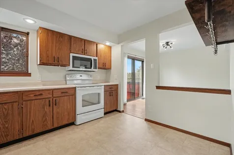 1212 Lancaster Drive Champaign IL 61821