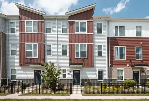 857 Finley Drive Aurora IL 60504