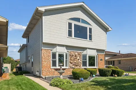 16967 82ND Avenue Tinley Park IL 60477