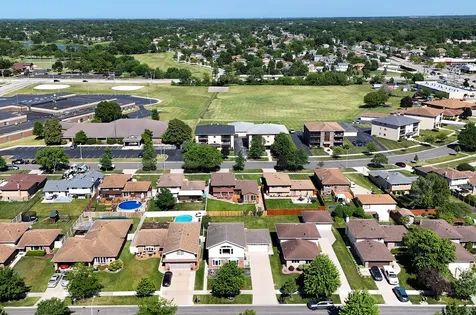 16967 82ND Avenue Tinley Park IL 60477