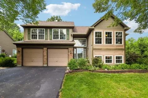 442 Harbor Drive Carpentersville IL 60110