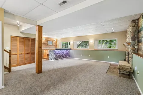 442 Harbor Drive Carpentersville IL 60110