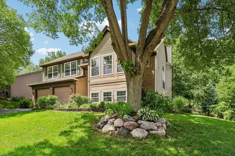 442 Harbor Drive Carpentersville IL 60110