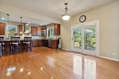 391 Lake Run Lane North Aurora IL 60542