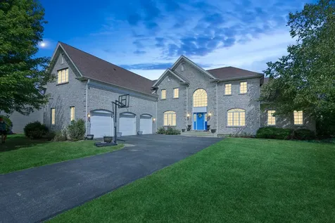 391 Lake Run Lane North Aurora IL 60542