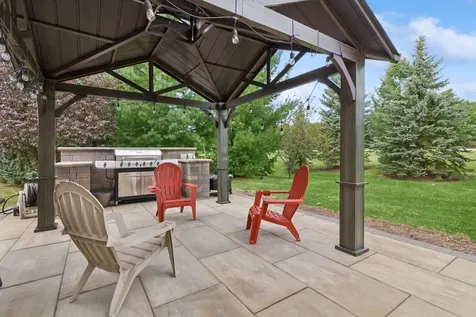 391 Lake Run Lane North Aurora IL 60542