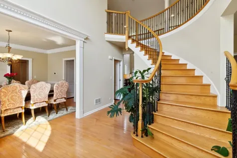 391 Lake Run Lane North Aurora IL 60542