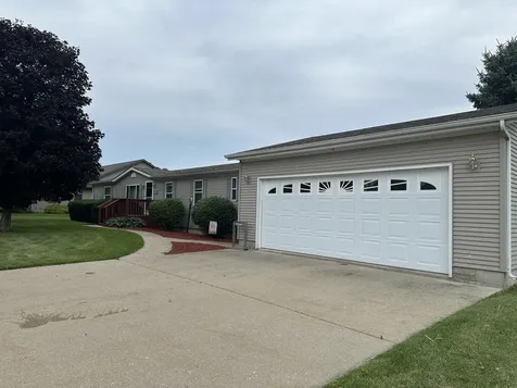 409 9TH Street Milledgeville IL 61051