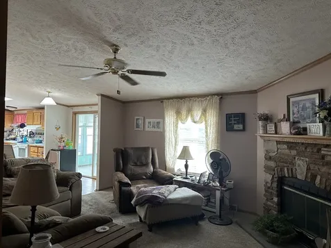 409 9TH Street Milledgeville IL 61051