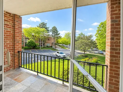 520 Biesterfield Road Elk Grove Village IL 60007