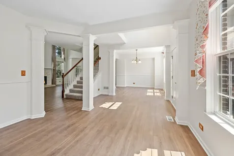 9 Sagebrush Court Streamwood IL 60107