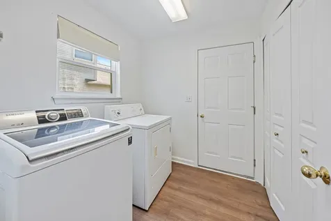 9 Sagebrush Court Streamwood IL 60107