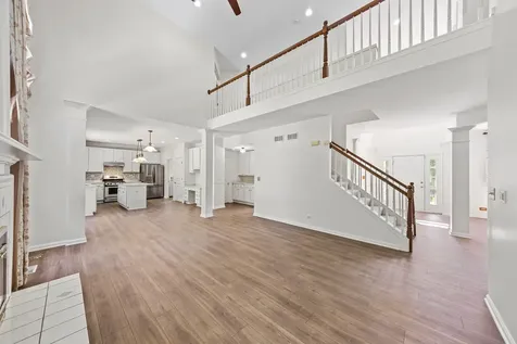 9 Sagebrush Court Streamwood IL 60107