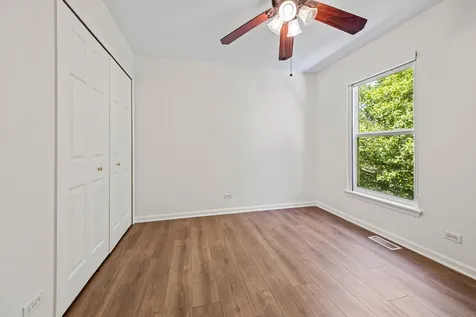 9 Sagebrush Court Streamwood IL 60107