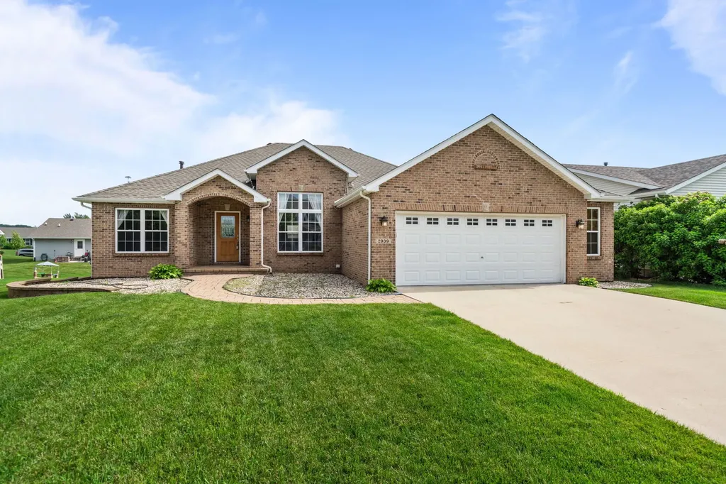 2939 Vaughndale Drive Machesney Park IL 61115