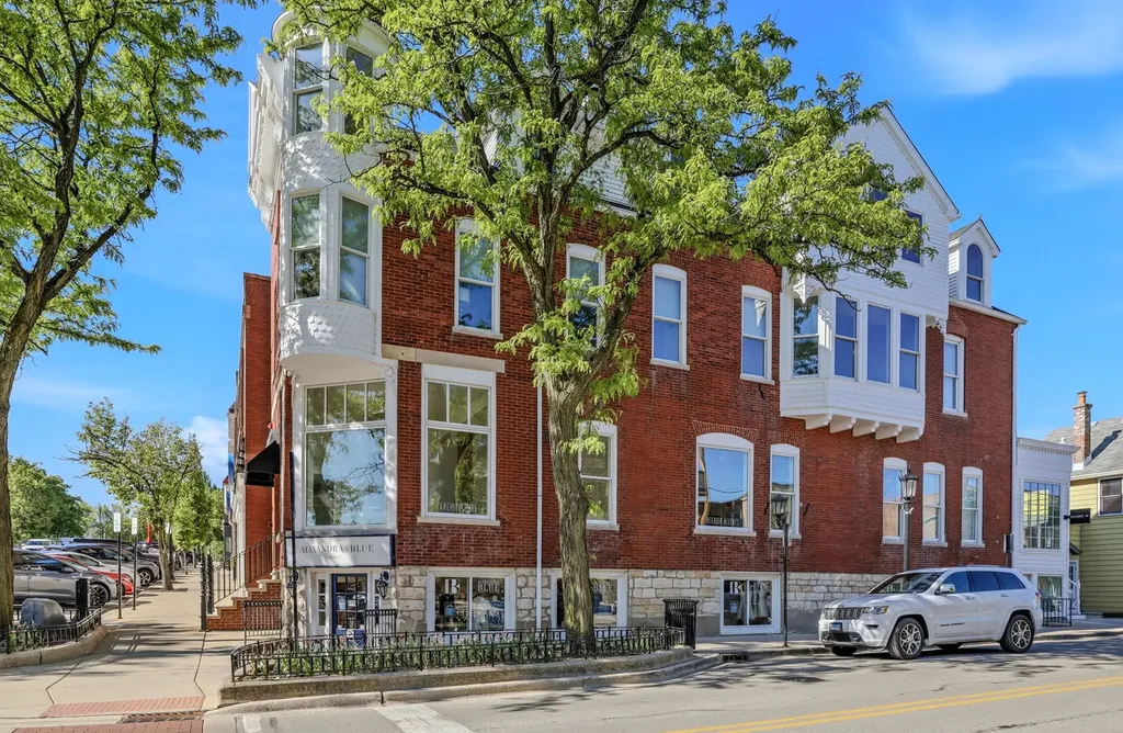 102 South Washington Street Hinsdale IL 60521