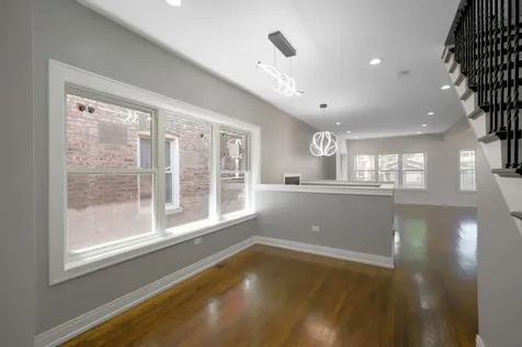 7625 South Clyde Avenue Chicago IL 60649