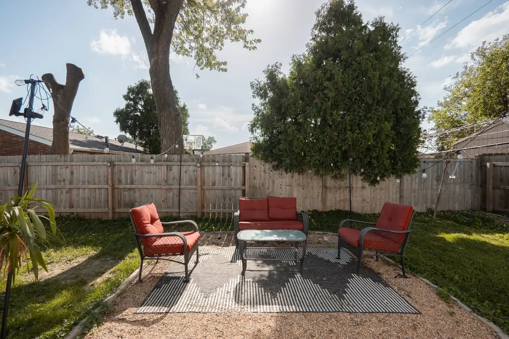 100 Fairwood Drive Bolingbrook IL 60440