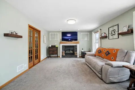 487 Locust Lane Peotone IL 60468
