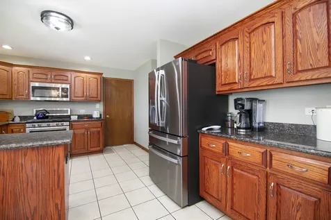 487 Locust Lane Peotone IL 60468