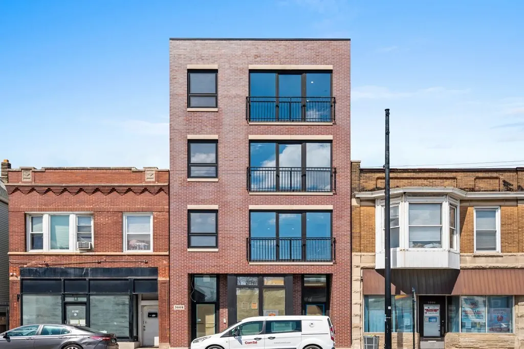 3008 West Belmont Avenue Chicago IL 60618