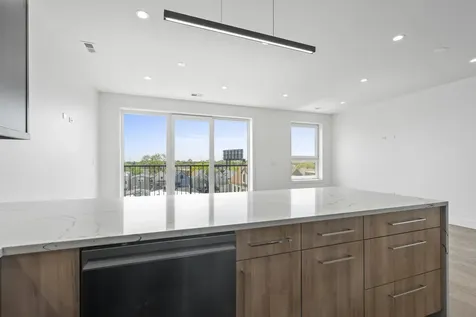 3008 West Belmont Avenue Chicago IL 60618