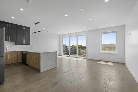 3008 West Belmont Avenue Chicago IL 60618