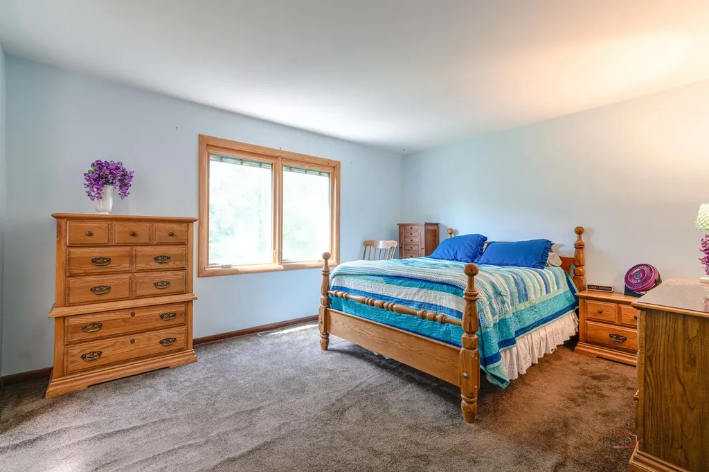 820 Long Meadow Drive Schaumburg IL 60193