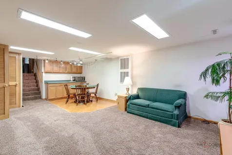 820 Long Meadow Drive Schaumburg IL 60193