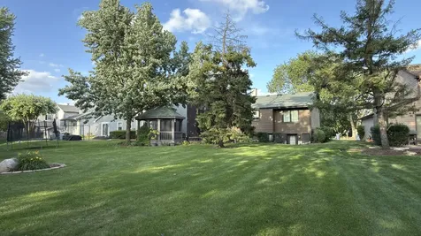 820 Long Meadow Drive Schaumburg IL 60193
