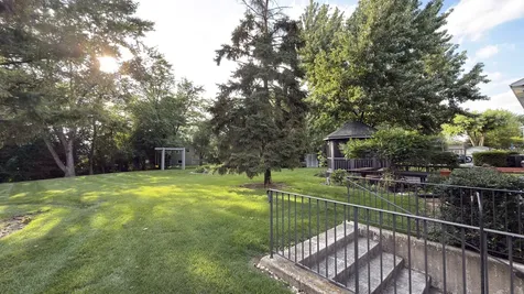820 Long Meadow Drive Schaumburg IL 60193