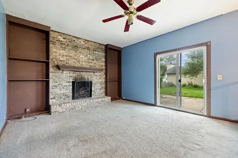 983 Valleyview Drive Bartlett IL 60103