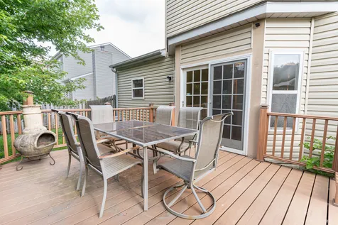 1944 Woodhaven Drive Bartlett IL 60103