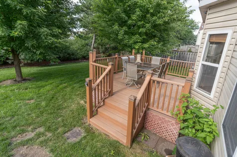 1944 Woodhaven Drive Bartlett IL 60103