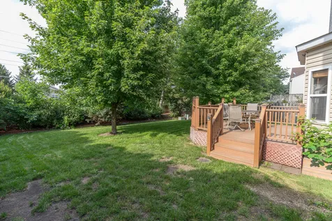 1944 Woodhaven Drive Bartlett IL 60103