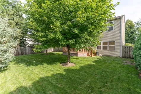 1944 Woodhaven Drive Bartlett IL 60103