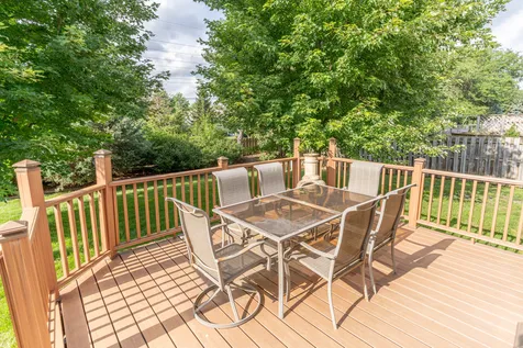 1944 Woodhaven Drive Bartlett IL 60103