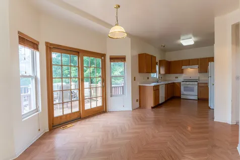1944 Woodhaven Drive Bartlett IL 60103