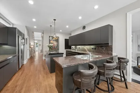 922 Ash Street Winnetka IL 60093