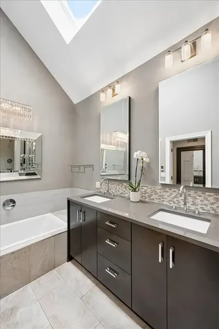 922 Ash Street Winnetka IL 60093
