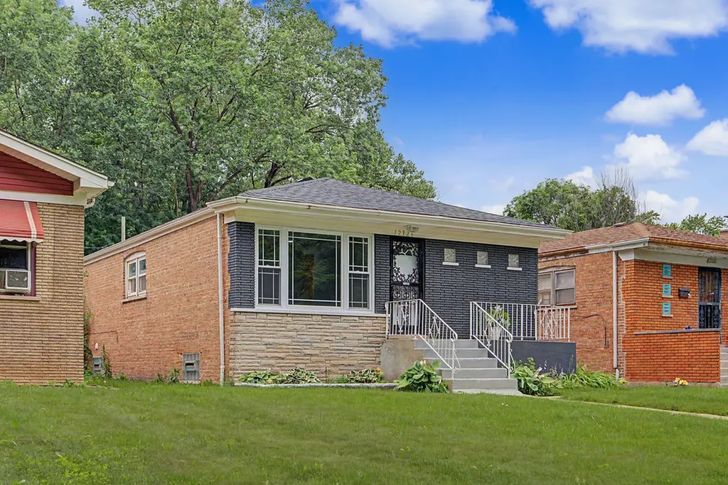 12326 South Indiana Avenue Chicago IL 60628