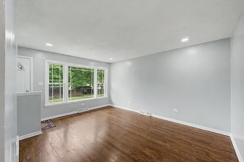 12326 South Indiana Avenue Chicago IL 60628